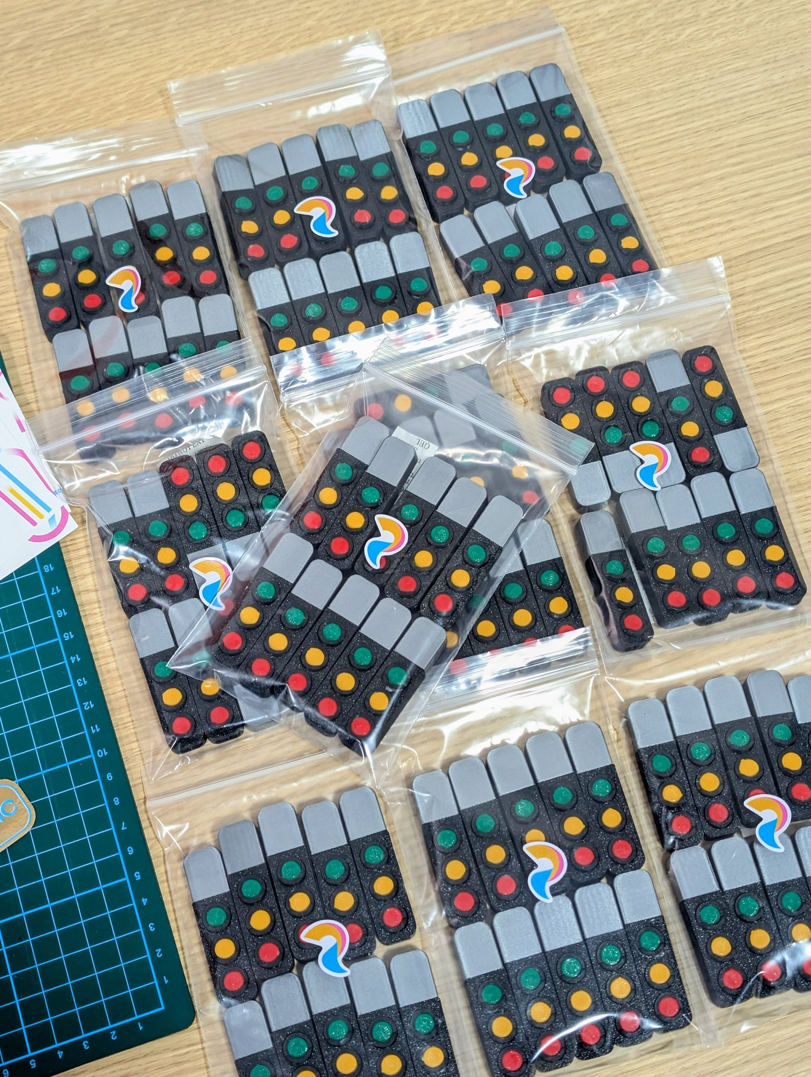 Pendrives Personalizados Semáforo Diseño 3D Autotrol